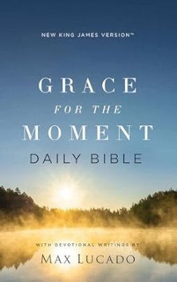 NKJV, Grace for the Moment Daily Bible, Softcover, Comfort Print