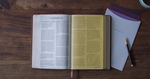 ESV Holy Bible: Dyslexia-Friendly Edition