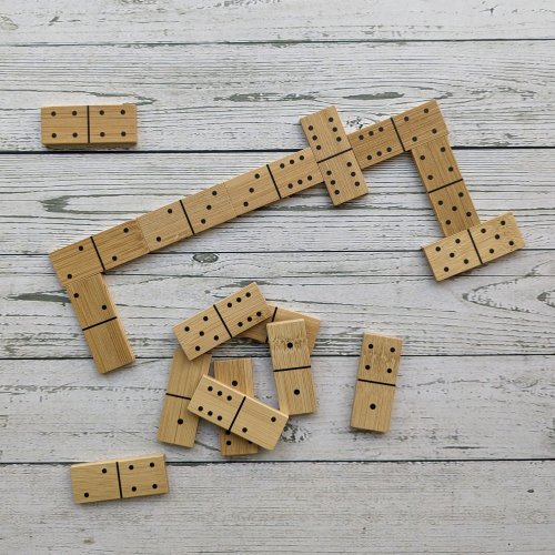 Bamboo Games - Dominoes