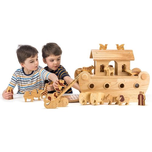 Deluxe Noah's Ark with Natural Characters