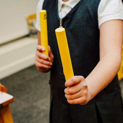 10 Pairs of Yellow Claves