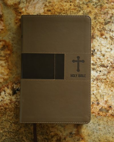 NIV, Premium Gift Bible, Leathersoft, Brown, Red Letter Edition, Comfort Print