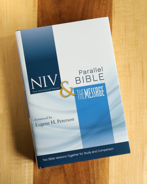 NIV And The Message Side By Side Bible