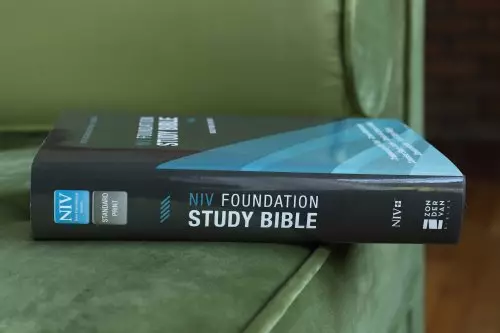 NIV, Foundation Study Bible, Hardcover, Red Letter