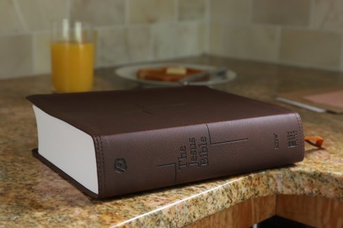 The Jesus Bible, NIV Edition, Leathersoft, Brown, Comfort Print