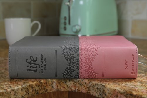 NIV, Life Application Study Bible, Third Edition, Large Print, Leathersoft, Gray/Pink, Red Letter