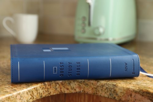 NIV, Quest Study Bible, Personal Size, Leathersoft, Blue, Comfort Print