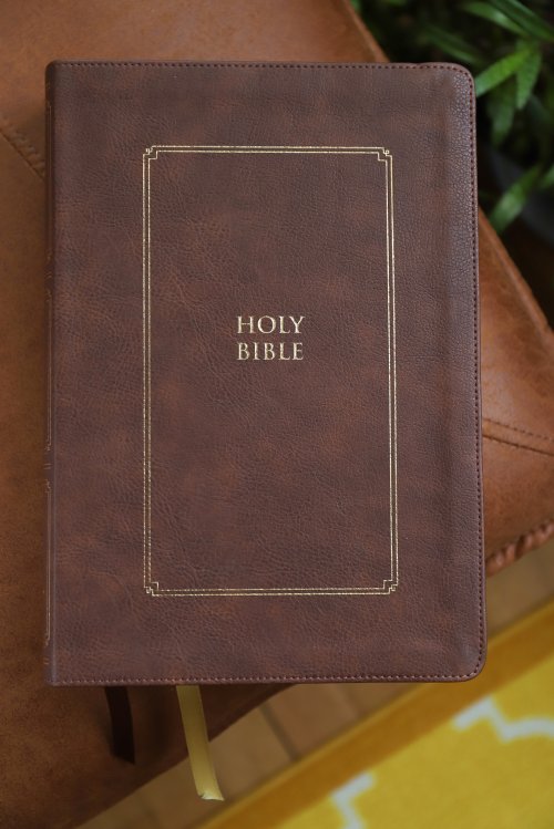 KJV, Thompson Chain-Reference Bible, Handy Size, Leathersoft, Burgundy, Red Letter, Thumb Indexed, Comfort Print