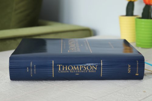 NIV, Thompson Chain-Reference Bible, Hardcover, Navy, Red Letter, Comfort Print