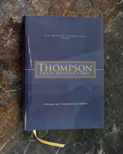 NASB, Thompson Chain-reference Bible, Hardcover, Red Letter, 1977 Text