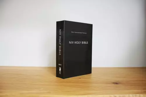 NIV, Holy Bible, Compact, Paperback, Black, Comfort Print