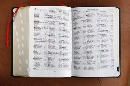 NASB, Thompson Chain-Reference Bible, Bonded Leather, Black, Red Letter, 1977 Text, Thumb Indexed