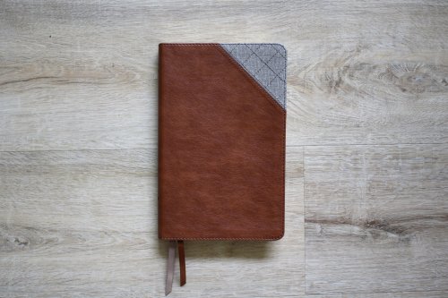 NIV, Thinline Bible, Leathersoft, Brown, Red Letter, Comfort Print