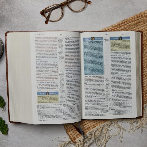 NKJV, Spirit-Filled Life Bible, Third Edition, Leathersoft, Brown, Red Letter, Comfort Print