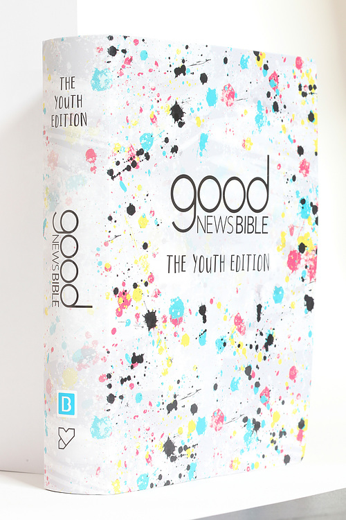 Good News Youth Bible – White Hardback Edition for Teens and Young Adults