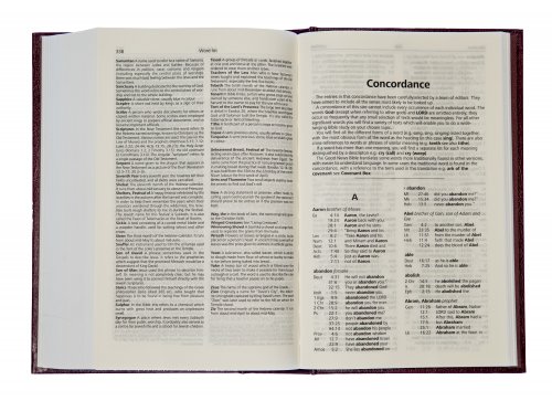 Good News Pew Bible, Burgundy, Hardback, Concordance, Introductions, References, Maps, Word List