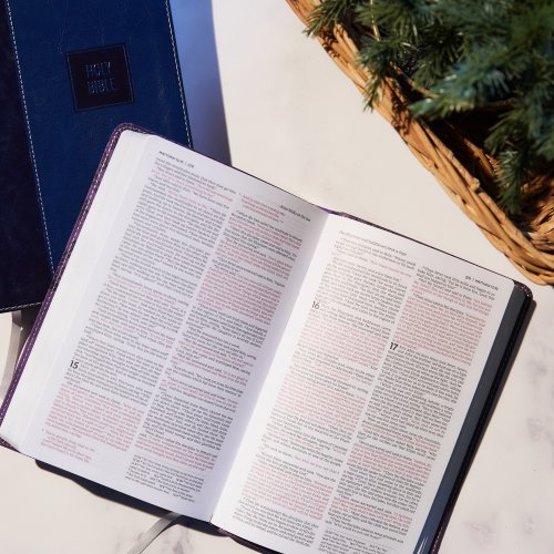 NKJV Deluxe Gift Bible, Imitation Leather, Purple, Red Letter Edition