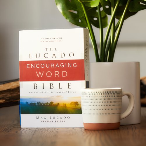 NKJV, Lucado Encouraging Word Bible, Leathersoft, Brown, Thumb Indexed, Comfort Print