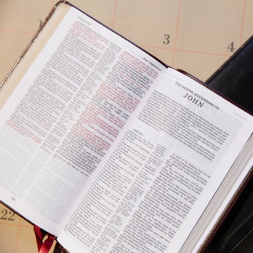 KJV, Deluxe Thinline Reference Bible, Imitation Leather, Burgundy, Red Letter Edition