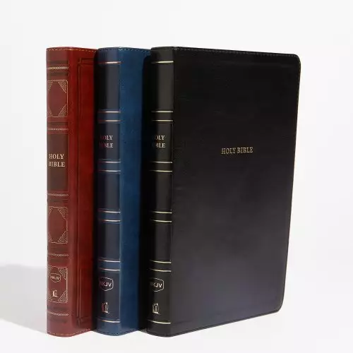 NKJV, Thinline Reference Bible, Leathersoft, Blue, Red Letter, Comfort Print