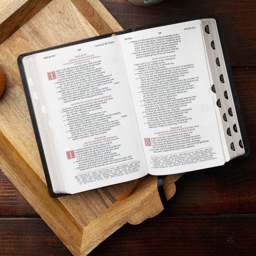 KJV, Personal Size Reference Bible, Sovereign Collection, Genuine Leather, Black, Red Letter, Thumb Indexed, Comfort Print