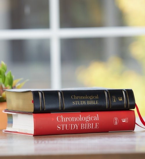 NKJV Chronological Study Bible, Hardcover, Comfort Print