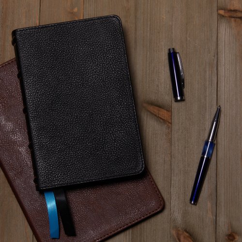 NKJV Compact Bible, Maclaren Series, Genuine Leather, Black, Comfort Print