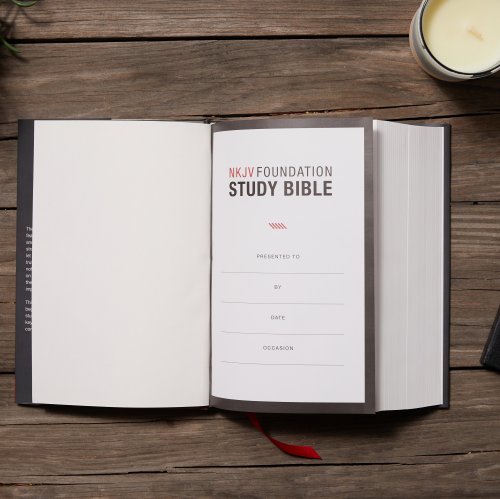 NKJV, Foundation Study Bible, Large Print, Leathersoft, Blue, Red Letter, Comfort Print