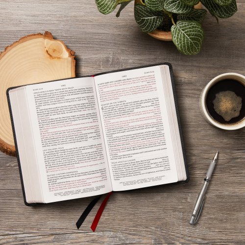 KJV Holy Bible: Large Print Single-Column with 43,000 End-of-Verse Cross References, Brown Genuine Leather, Personal Size, Red Letter, Comfort Print: King James Version