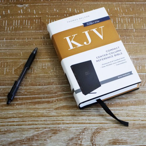 KJV Holy Bible: Compact Bible with 43,000 Center-Column Cross References, Black Hardcover, Red Letter, Comfort Print: King James Version