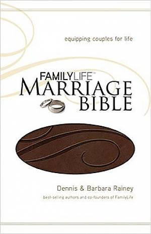 NKJV Family Life Marriage Bible: Dark Brown, LeatherSoft