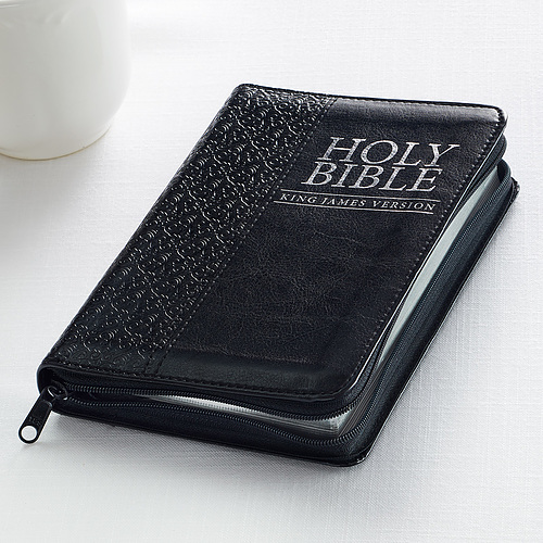 KJV Pocket Edition: Zippered Black