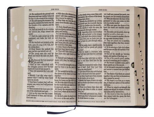 KJV Giant Print Bible, Black, Imitation Leather, Gilt Edging, Ribbon Marker, Presentation Page, Concordance, Colour Maps, Cross-Referencing, Thumb Index