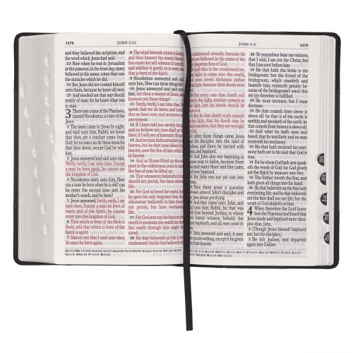 KJV Giant Print Bible, Imitation Leather, Black, Thumb Index, Red Letter, Maps, Reading Plan, Verse Finder, Gilt Edge, Ribbon Markers, Presentation Page