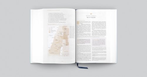 ESV Women's Study Bible, Blue, Hardback, Study Notes, Reflections, Articles, Illustrations, Bible Character Profiles, Maps, Book Introductions, Timelines