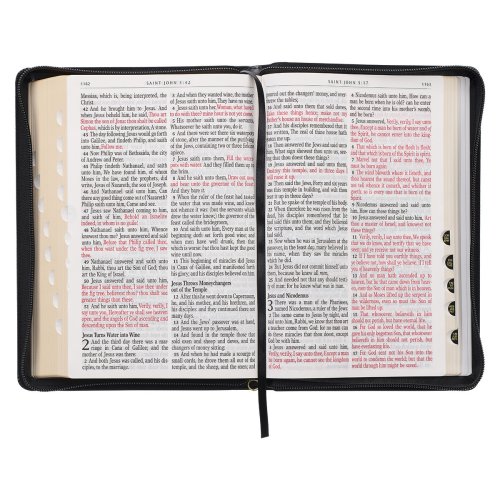 KJV Bible Giant Print Full-size Faux Leather, Black w/zipper