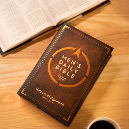 CSB Men's Daily Bible, Hardcover