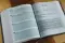 NIV, Verse Mapping Bible, Cloth over Board, Gray, Comfort Print