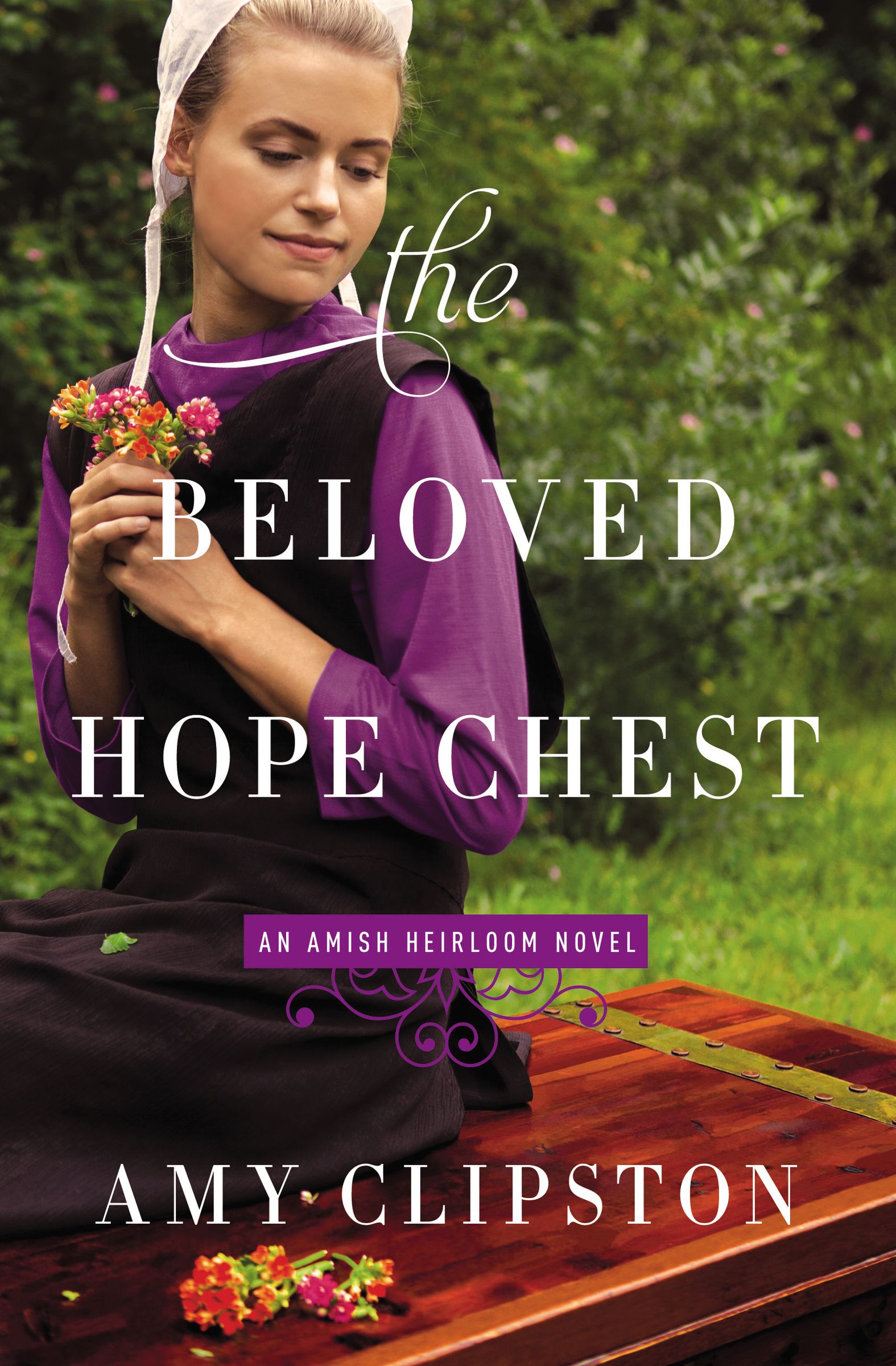 The Beloved Hope Chest By Amy Clipston (Paperback) 9780310341970