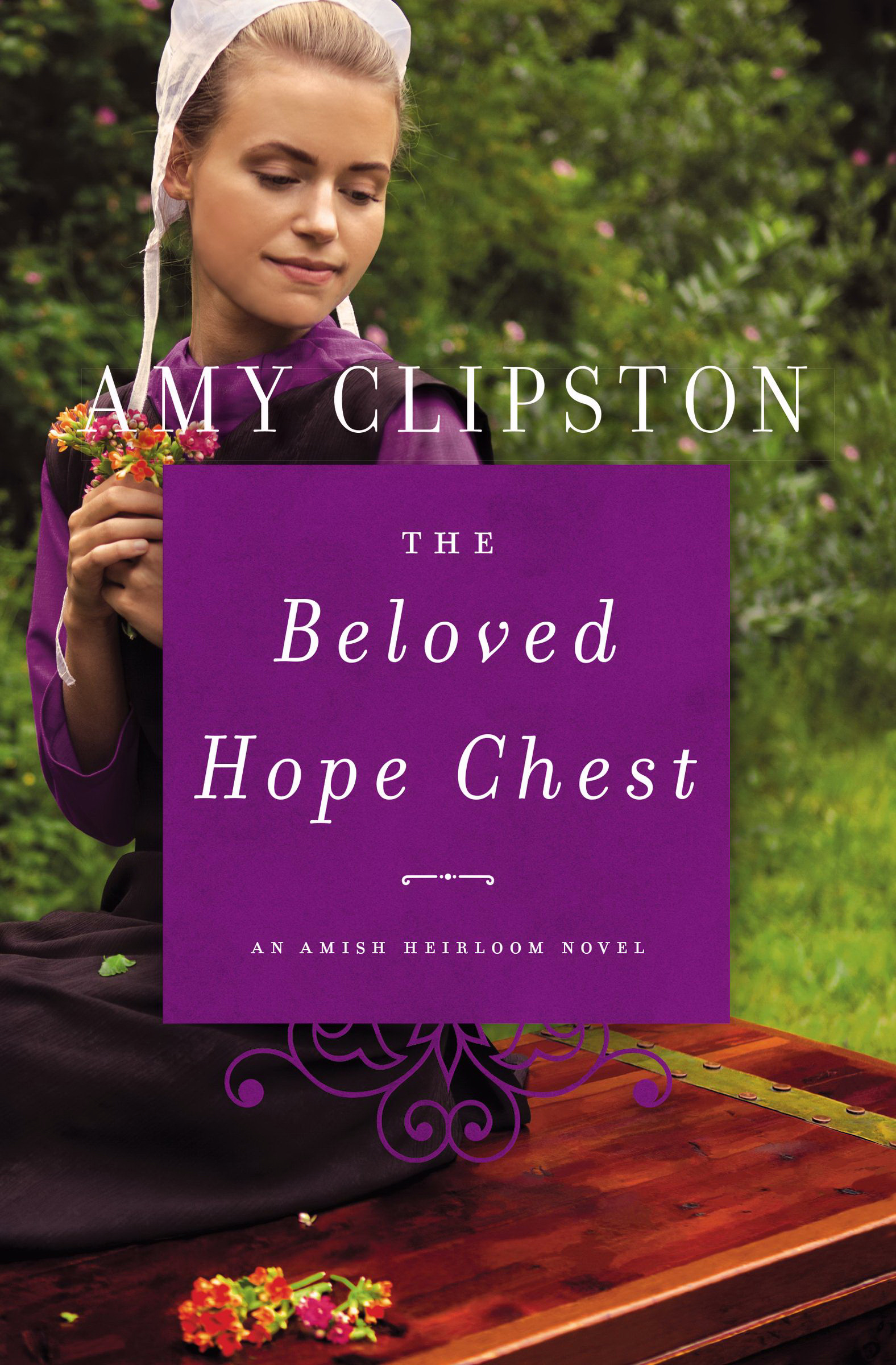 The Beloved Hope Chest By Amy Clipston (Paperback) 9780310352884