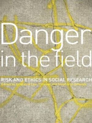 Danger in the Field By Lee-Treweek Geraldine Linkogle Stephanie