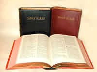 KJV Lectern Bible Burgundy Goatskin By Cambridge University Press