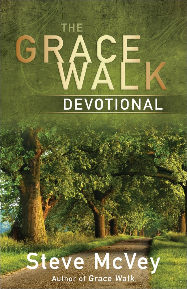 The Grace Walk Devotional By Steve Mc Vey (Paperback) 9780736953450