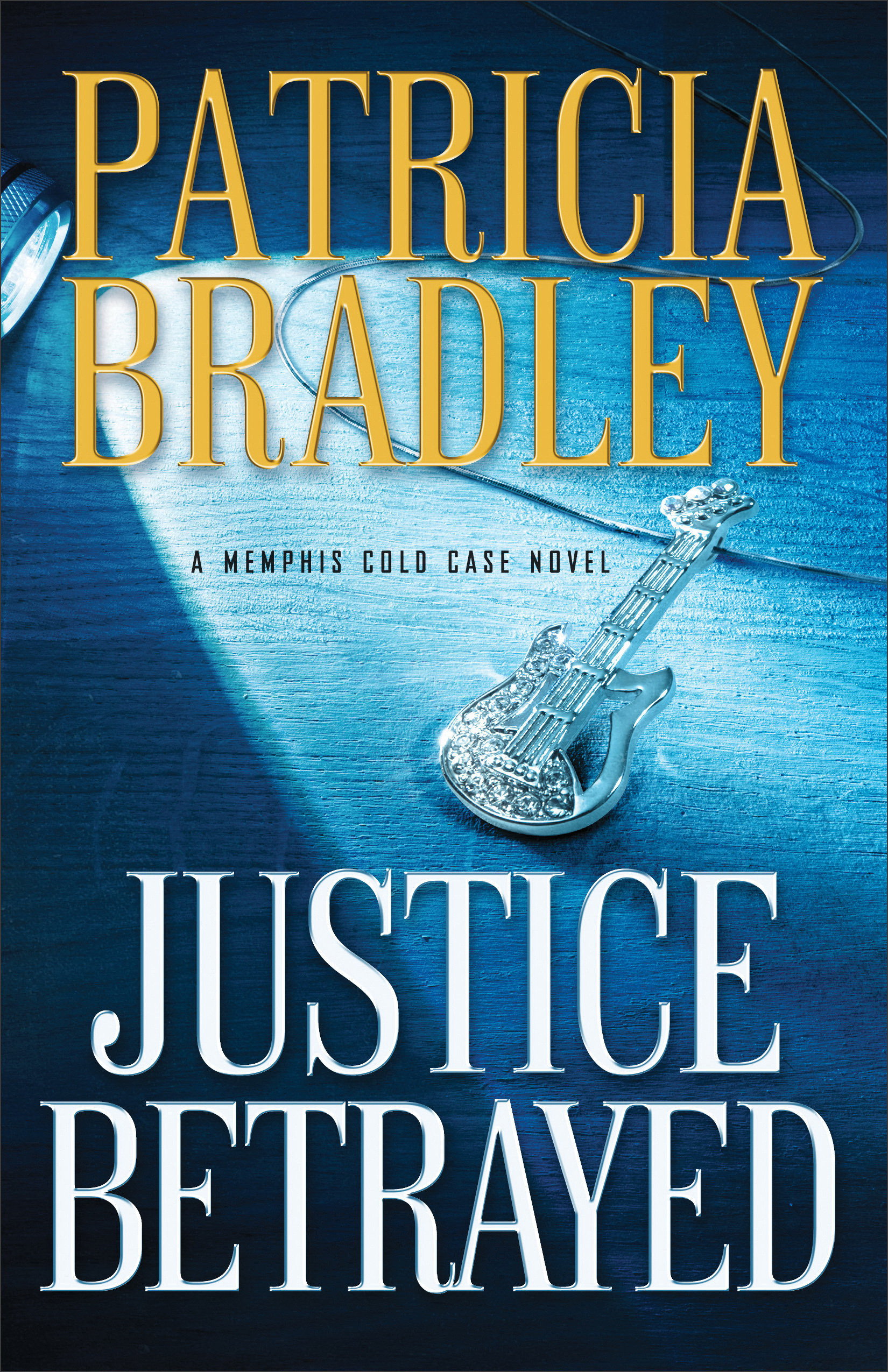 Justice Betrayed By Patricia Bradley (Paperback) 9780800727161