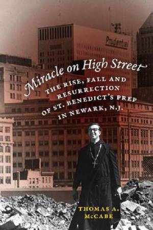 Miracle on High Street By Thomas A Mc Cabe (Hardback) 9780823233106