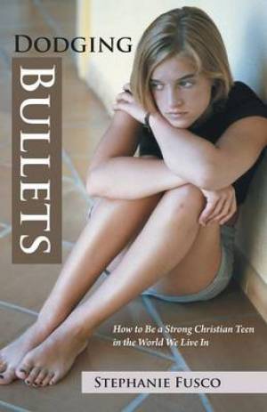 Dodging Bullets By Stephanie Fusco (Paperback) 9781490806549