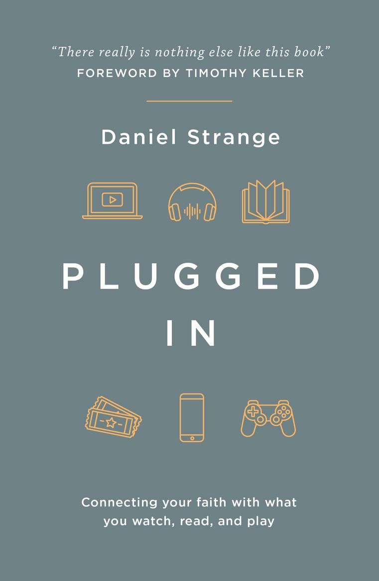 Plugged In By Daniel Strange (Paperback) 9781909919419